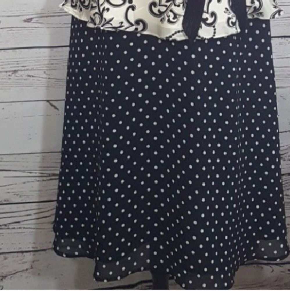 Nine West Skirt